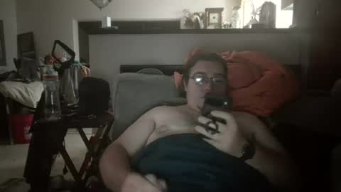 Snapshot of koolantmc2286496 chatting on July 14, 3:11 am Koolantmc online show from July 14, 3:11 am