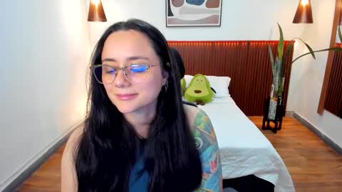 Snapshot of kora_shadow chatting on February 20, 6:52 pm Kora Shadow online show from February 20, 6:52 pm