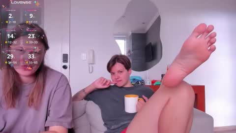 Twiix online show from November 22, 1:32 pm