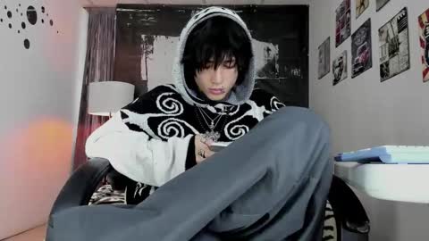 Snapshot of koryu_skull chatting on March 18, 10:13 pm KORYU online show from March 18, 10:13 pm