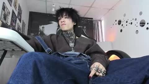 Snapshot of koryu_skull chatting on March 21, 9:51 pm KORYU online show from March 21, 9:51 pm