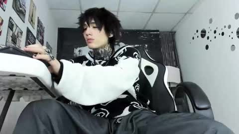 Snapshot of koryu_skull chatting on March 25, 11:55 pm KORYU online show from March 25, 11:55 pm