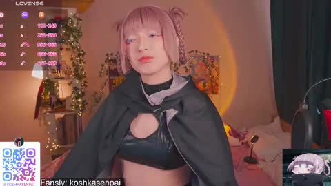 Snapshot of koshkasenpai chatting on November 8, 7:30 am koshkasenpai online show from November 8, 7:30 am