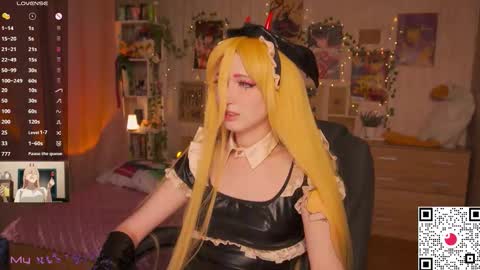 Snapshot of koshkasenpai chatting on December 4, 4:27 pm koshkasenpai online show from December 4, 4:27 pm