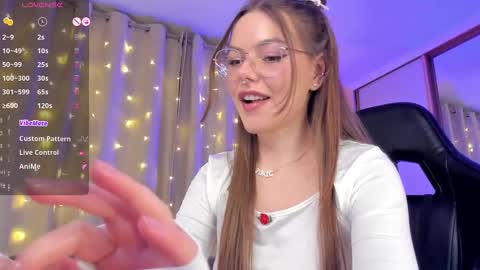 Jess online show from December 5, 4:23 pm