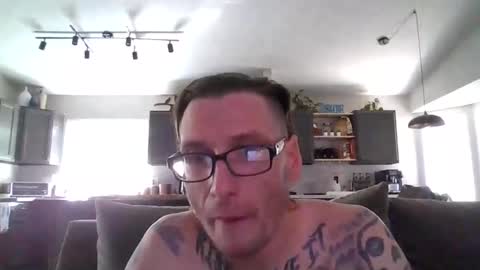 hard hung horny online show from March 1, 6:00 pm