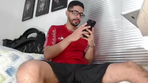 kratoswolf online show from June 30, 1:23 pm
