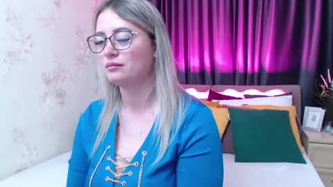 Kriss online show from April 16, 2:18 pm