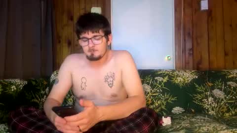 krimsoncircuit online show from November 13, 6:12 am