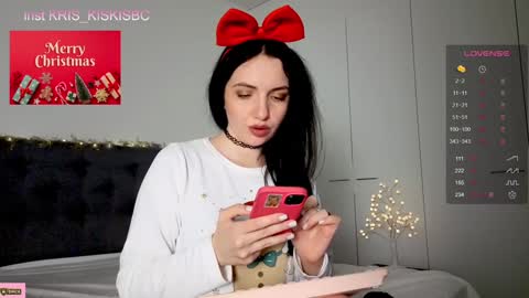 Kris kiskis online show from December 25, 1:30 pm