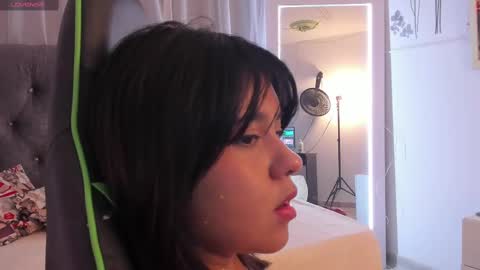 Kriss online show from February 18, 5:10 pm