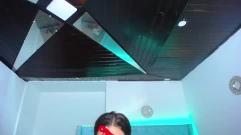 kriss_sweetboobs online show from January 4, 2:46 pm