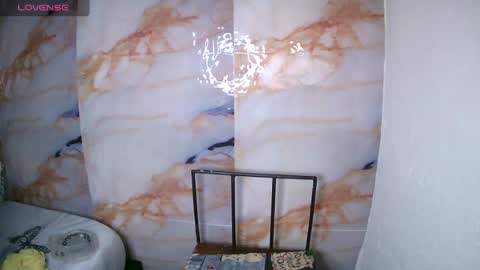 Snapshot of krissone_1 chatting on July 13, 4:37 am krissone online show from July 13, 4:37 am