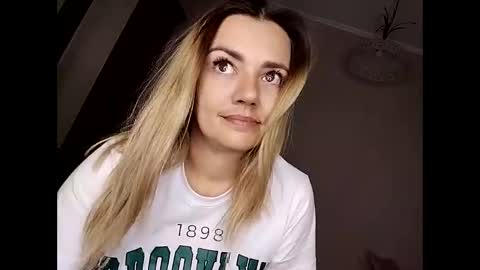 KrissSexi online show from October 11, 6:06 pm