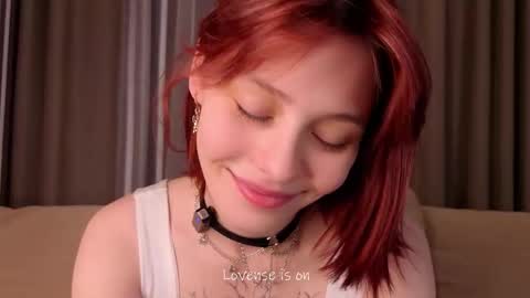 Sarah online show from February 5, 1:10 am