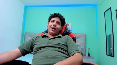 Snapshot of krist_palma chatting on February 12, 10:26 pm krist_palma online show from February 12, 10:26 pm