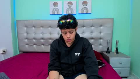 Snapshot of krist_palma chatting on February 21, 11:43 pm krist_palma online show from February 21, 11:43 pm