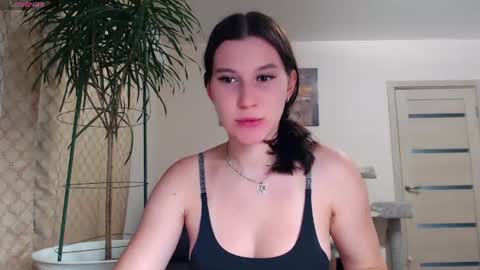 kristal89 online show from August 1, 12:32 am