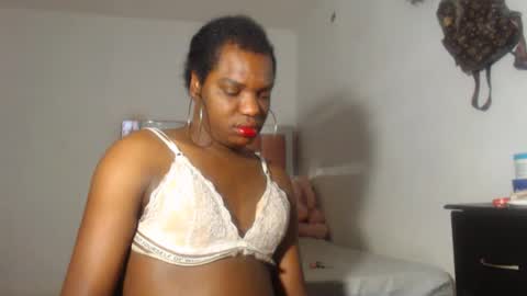 kristal_cox2 online show from May 20, 10:43 am