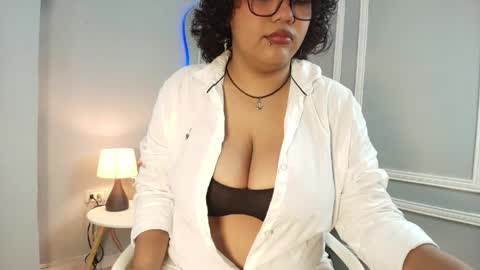 KRISTYN  online show from June 9, 12:06 pm