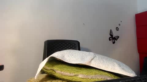 Snapshot of kristaltsxxx chatting on December 23, 9:08 pm kristal online show from December 23, 9:08 pm