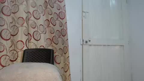 Snapshot of kristaltsxxx chatting on December 31, 5:18 pm kristal online show from December 31, 5:18 pm