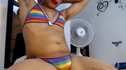 Snapshot of kristaltsxxx chatting on February 24, 3:53 pm kristal online show from February 24, 3:53 pm