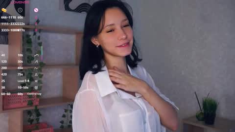 Emma online show from November 14, 8:07 pm