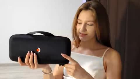 kristandaty online show from February 13, 10:22 am