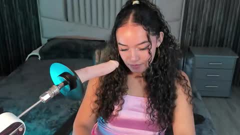 Kristen Bread online show from October 4, 7:45 pm