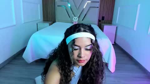 Kristen Bread online show from October 23, 7:56 pm