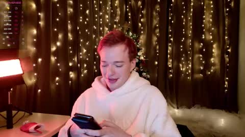 Kristen online show from December 17, 11:55 pm