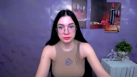 Snapshot of kristenx_x chatting on December 5, 10:57 am Kristen online show from December 5, 10:57 am