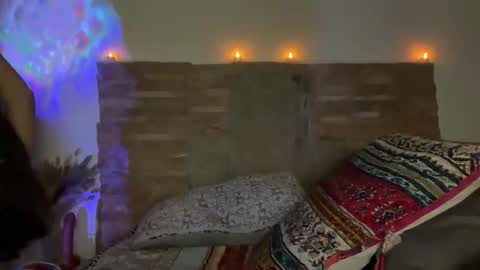 Kristi online show from November 25, 4:23 am