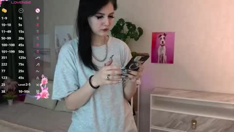 Snapshot of kristiechars chatting on March 26, 11:05 am Jane online show from March 26, 11:05 am