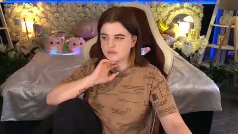 kristifoxy online show from May 24, 12:54 pm