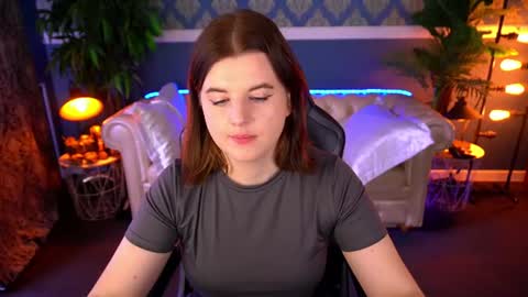 kristifoxy online show from June 16, 12:19 pm