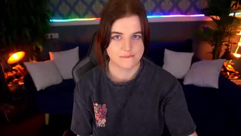 kristifoxy online show from June 27, 6:18 am