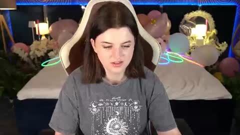 kristifoxy online show from July 19, 12:31 pm