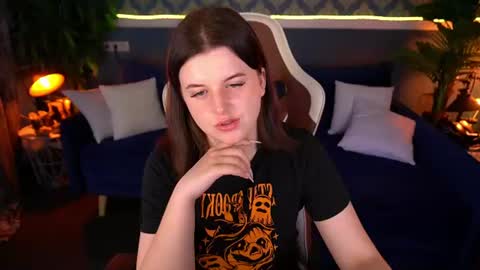 kristifoxy online show from July 21, 12:40 pm