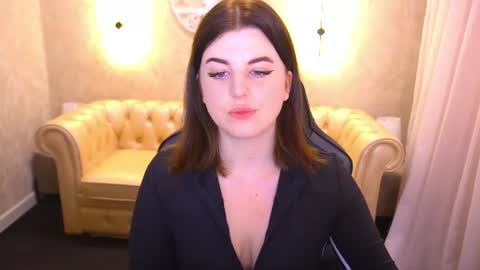 kristifoxy online show from July 30, 5:28 am