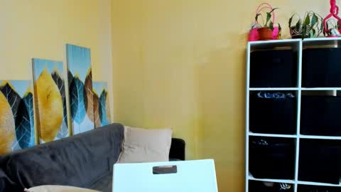 Christina online show from October 21, 8:48 am