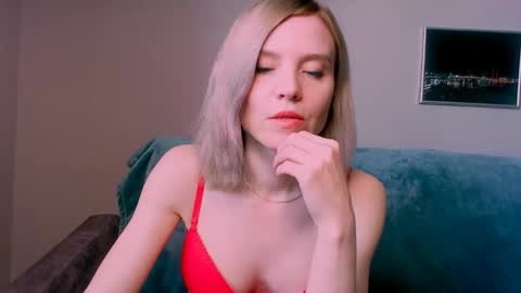 Snapshot of kristina_vagner chatting on April 11, 7:45 am kristina_vagner online show from April 11, 7:45 am