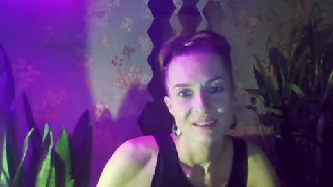 Snapshot of kristinagold44 chatting on December 19, 8:02 pm Kristina online show from December 19, 8:02 pm