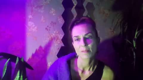 Snapshot of kristinagold44 chatting on January 7, 10:19 pm Kristina online show from January 7, 10:19 pm