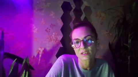Snapshot of kristinagold44 chatting on January 23, 2:17 pm Kristina online show from January 23, 2:17 pm