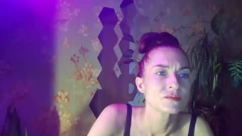 Snapshot of kristinagold44 chatting on February 5, 1:11 pm Kristina online show from February 5, 1:11 pm