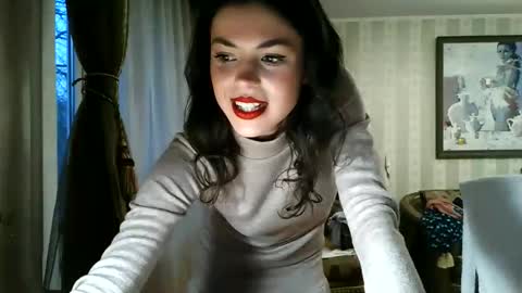kristinalamour96 online show from December 15, 1:26 pm