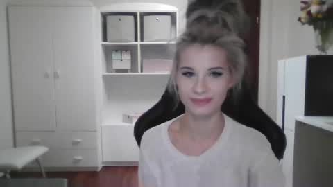 KristineAmore online show from October 10, 6:40 pm