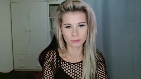 KristineAmore online show from October 31, 7:48 pm